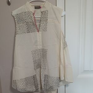Sleeveless Women's Blouse, Size M